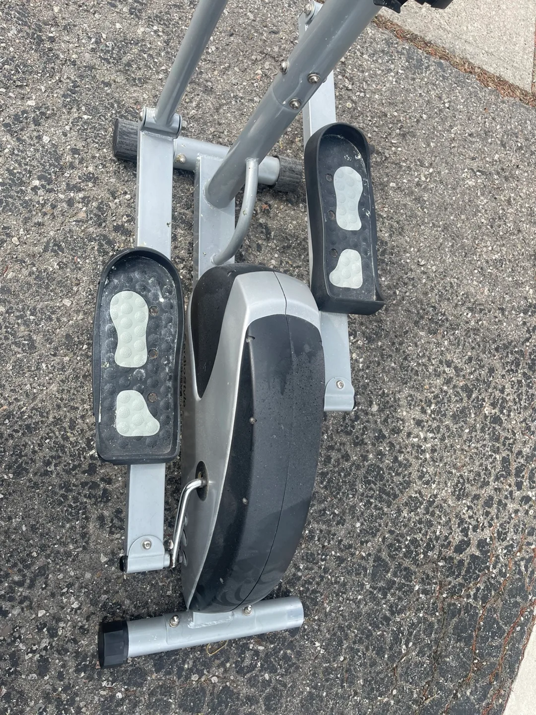 Elliptical Cross Trainer Machine image indicator(2)