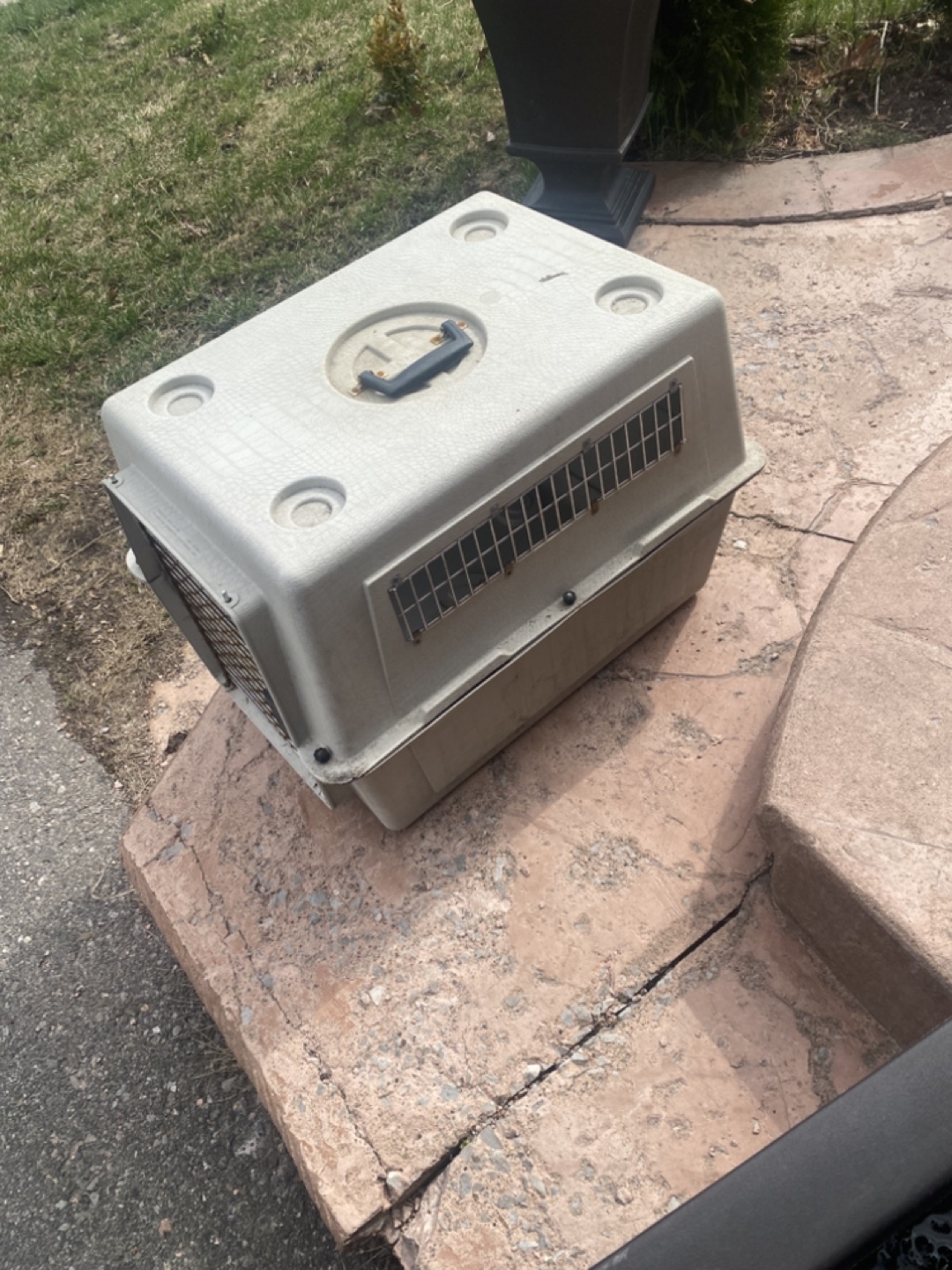 Used Pet Carrier - photo 5