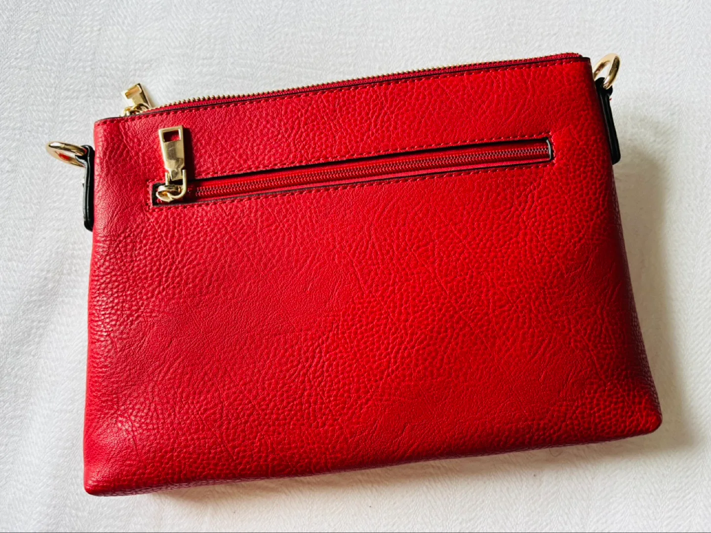 Hobbs & Beacons Red Crossbody Bag image indicator(2)