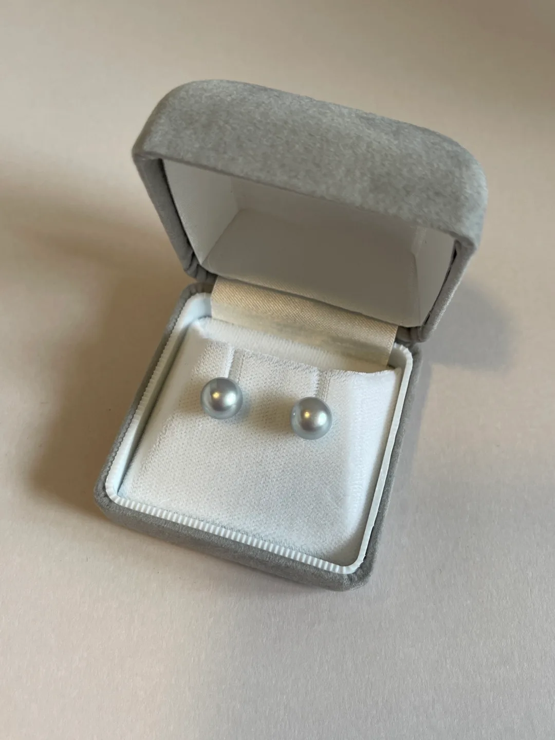 Japanese Silver Grey Pearl Stud Earrings 925 image indicator(4)