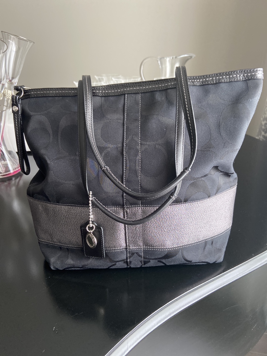Coach Black Signature Tote Bag - photo 2