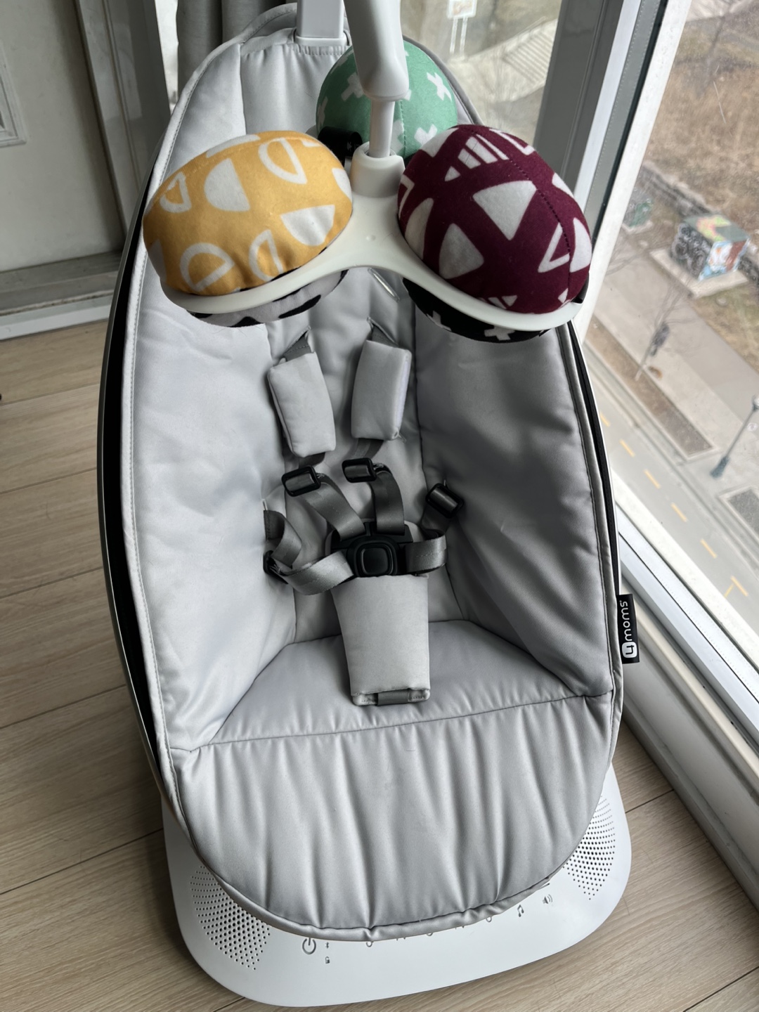 4moms MamaRoo Multi-Motion Baby Swing - photo 3