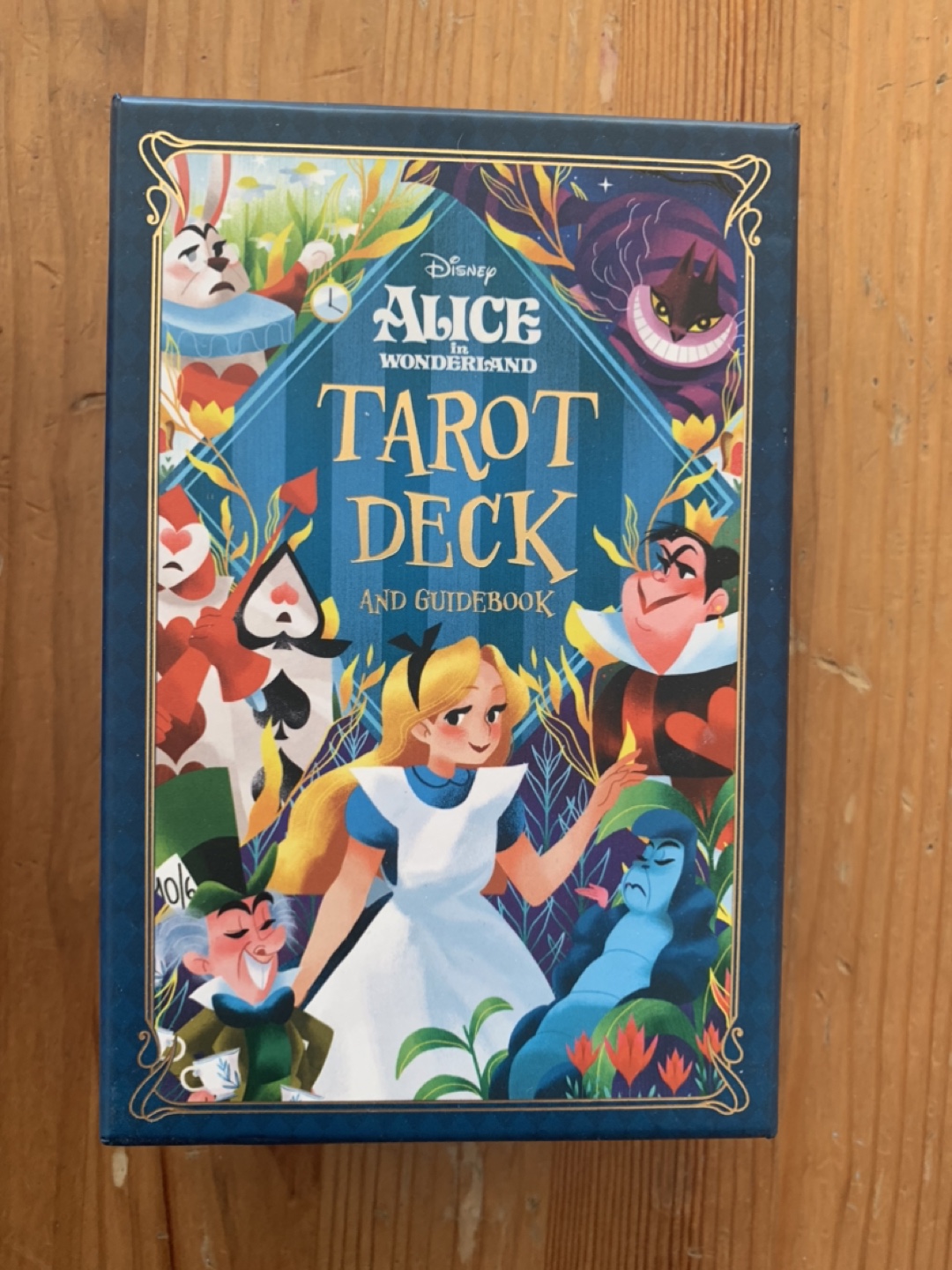 Alice in Wonderland Tarot Deck
