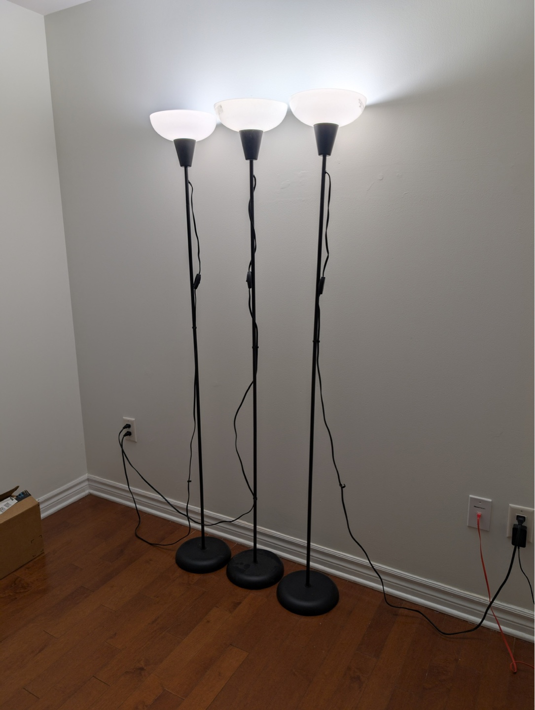 [Move out] Floor Lamp x 3 - photo 3