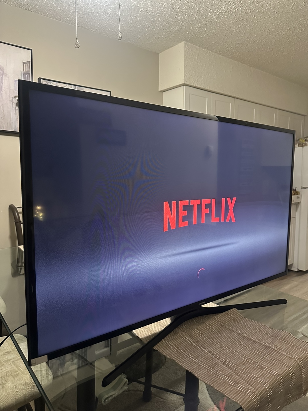 52-inch Samsung Full Smart TV in flawlessly condition. - photo 3