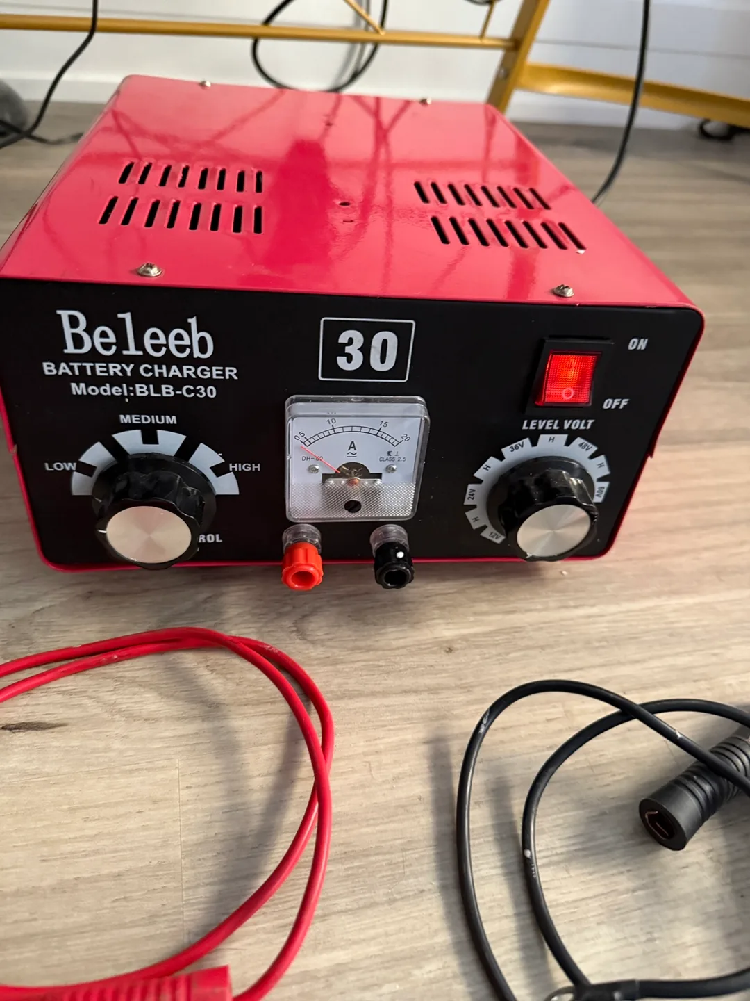 Beleeb BLB-C30 30A Battery Charger thumbnail
