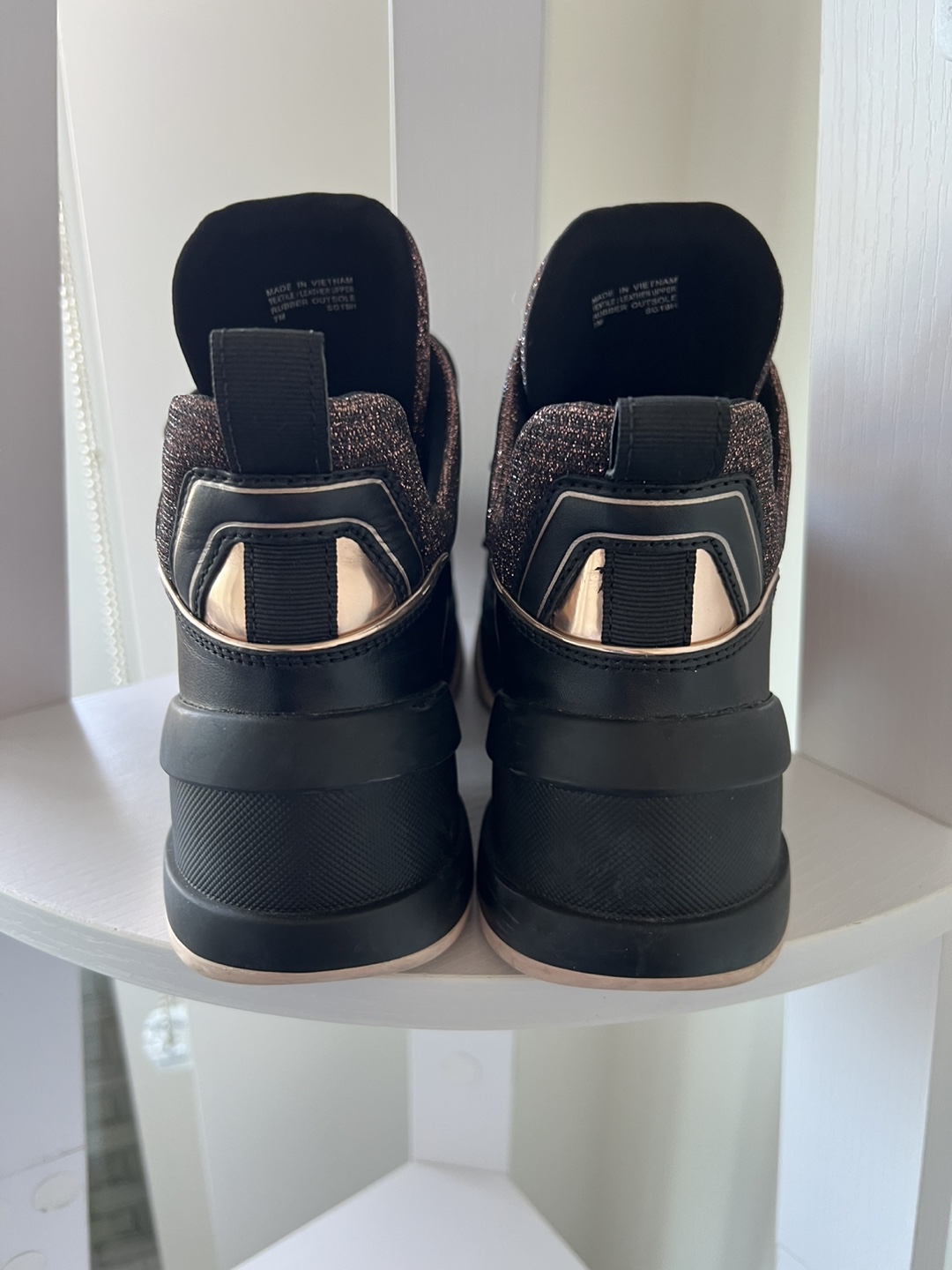 Women’s Michael Kors sneakers - photo 4