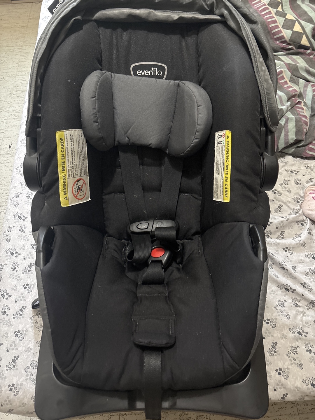 Evenflo LiteMax 35 Infant Car Seat
