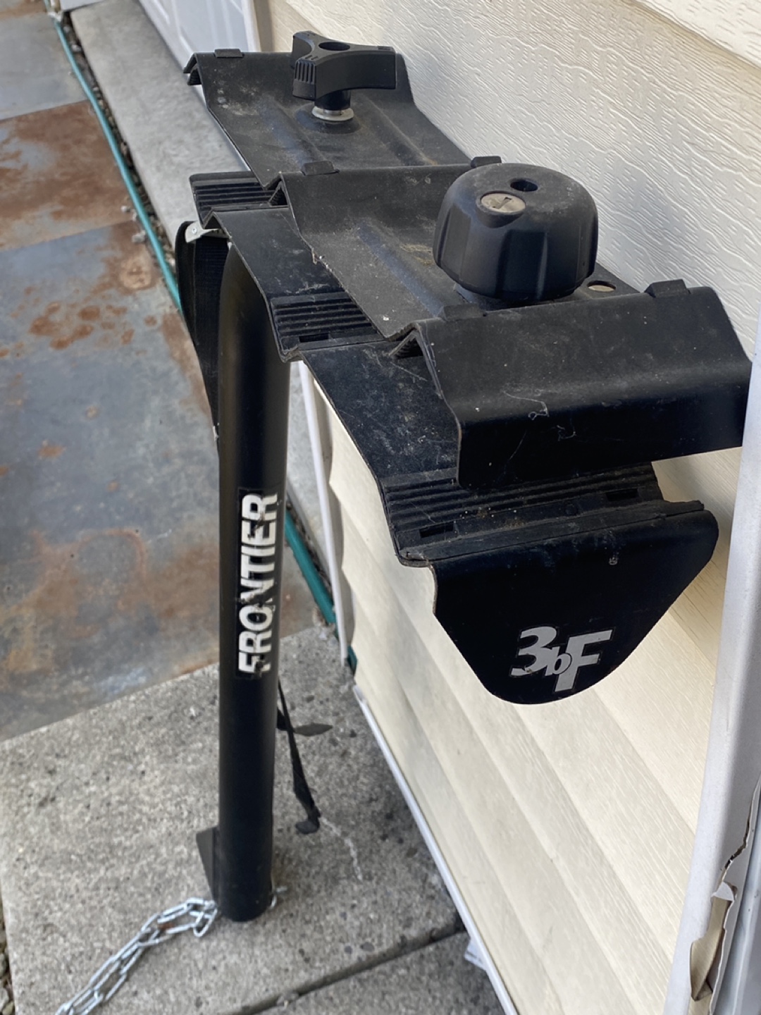 Frontier 3F Hitch Mounted Bike Rack - photo 2