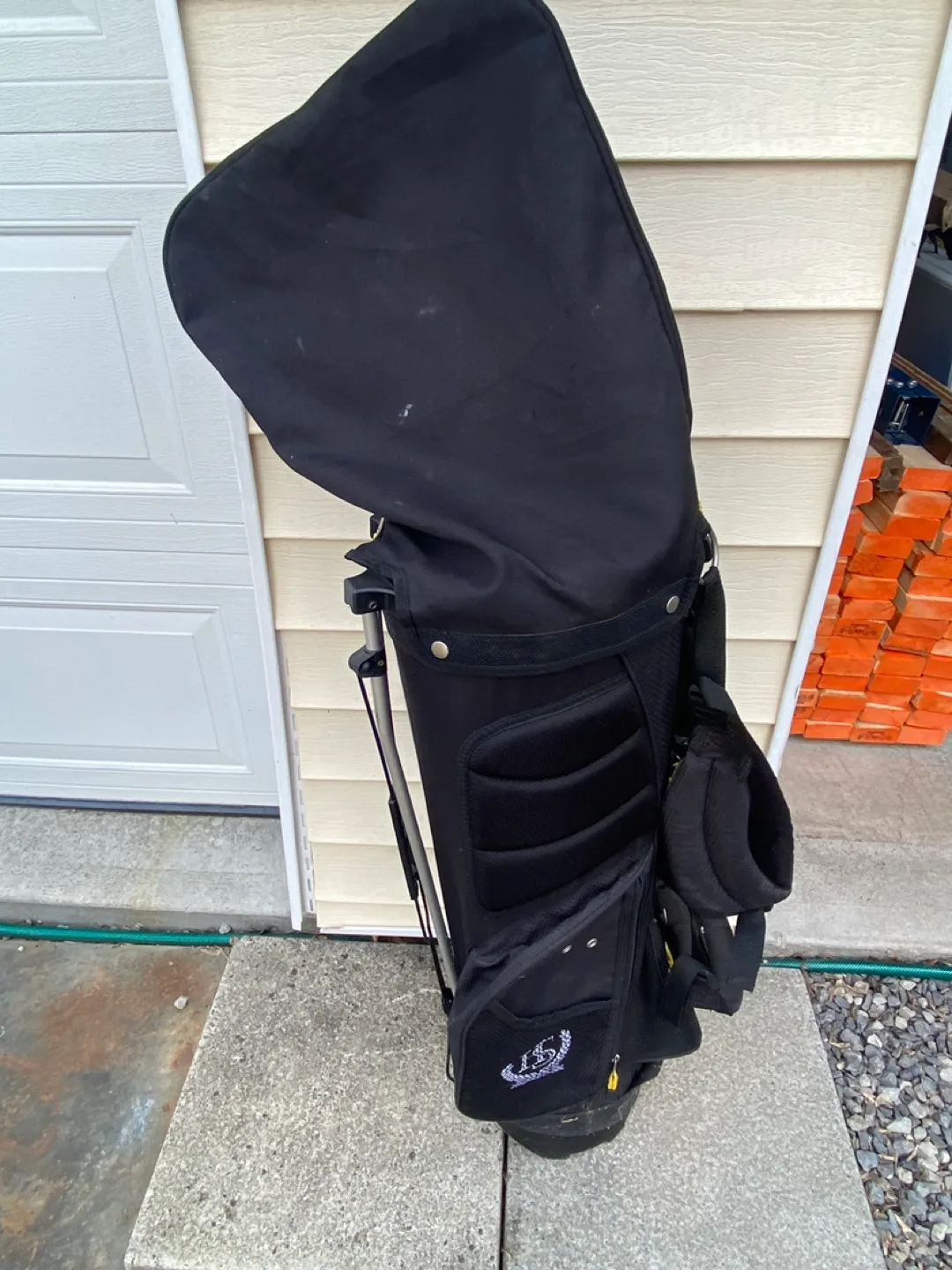 Used Black HS Golf Stand Bag image indicator(4)
