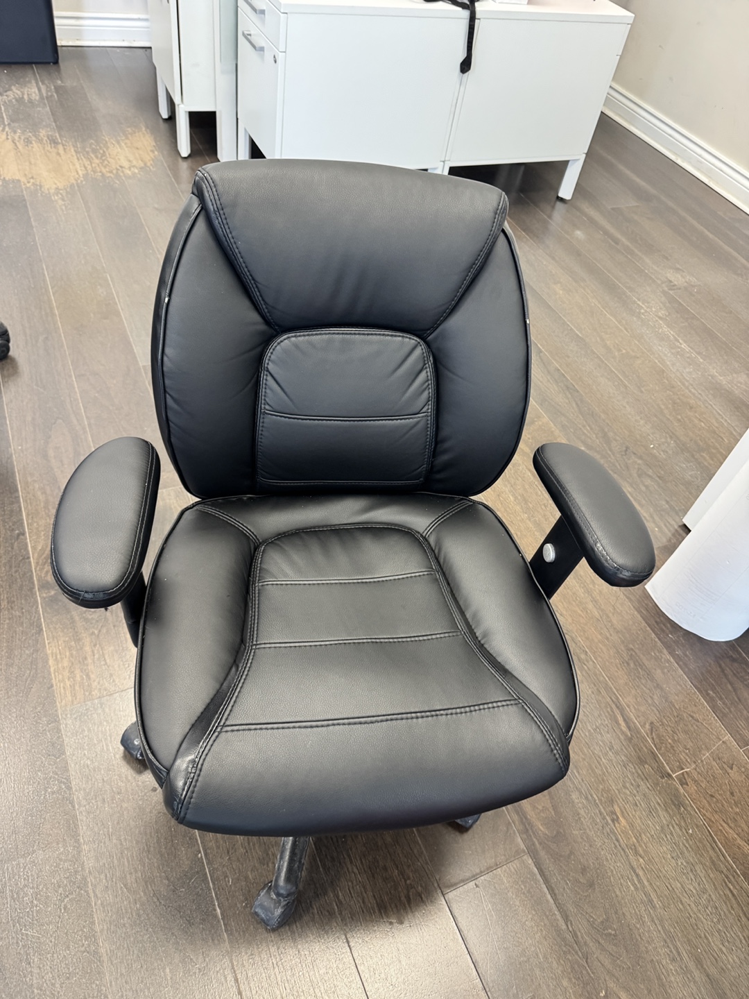 Black Quality Leather Office Chair