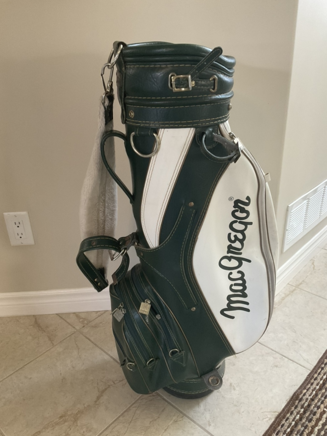 Vintage MacGregor Golf Bag