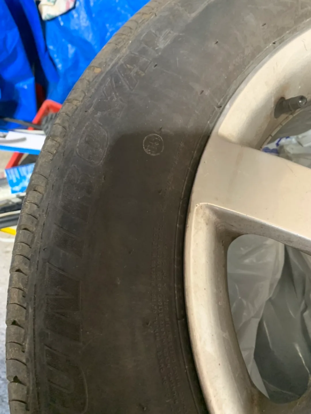 17" Silver Alloy Wheel with Tire image indicator(7)