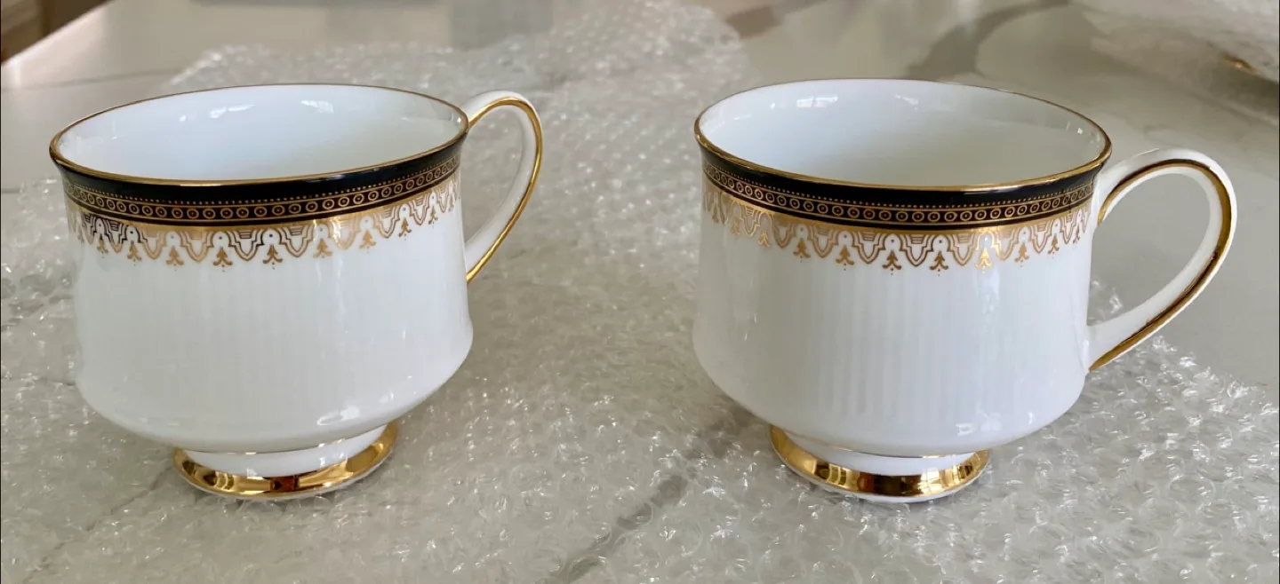 Paragon Clarence fine bone china image indicator(5)