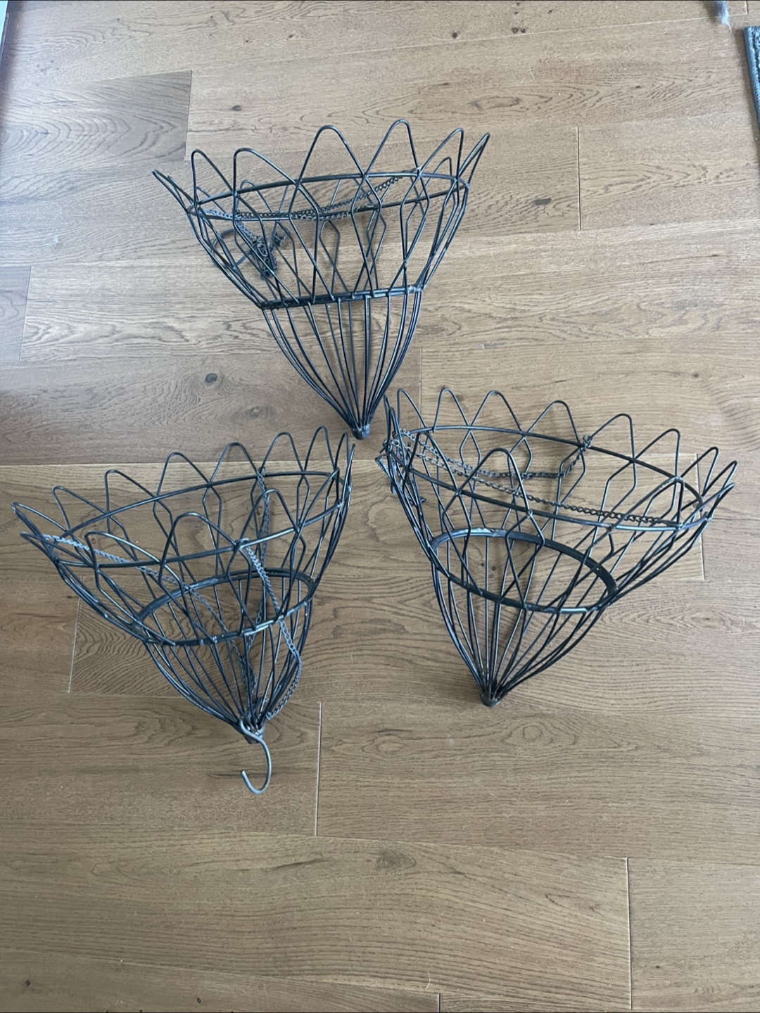 Set of Three Black Metal Hanging Baskets - photo 4