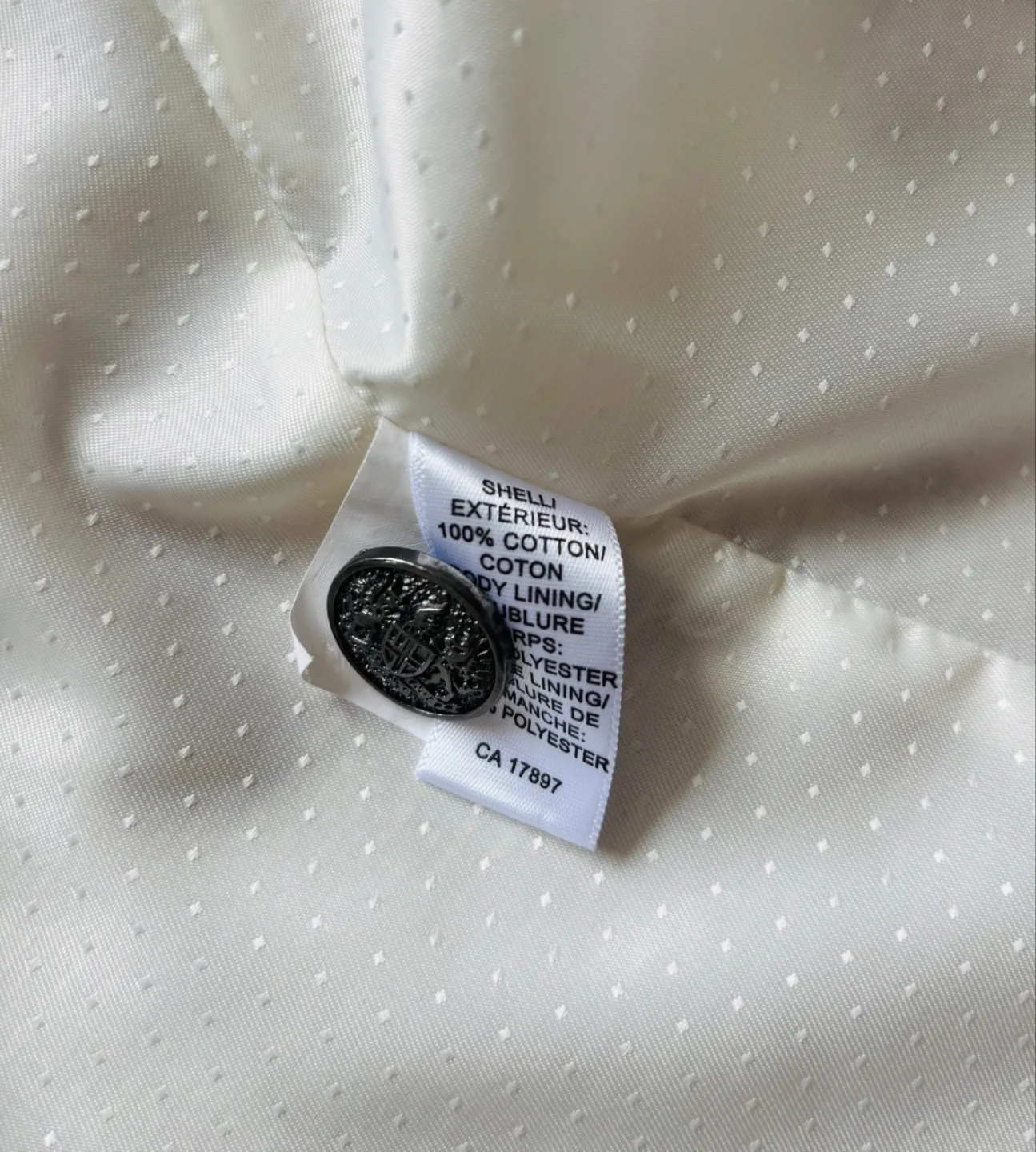 Banana Republic women’s Beige Blazer, fitted cut! Size 0P image indicator(3)