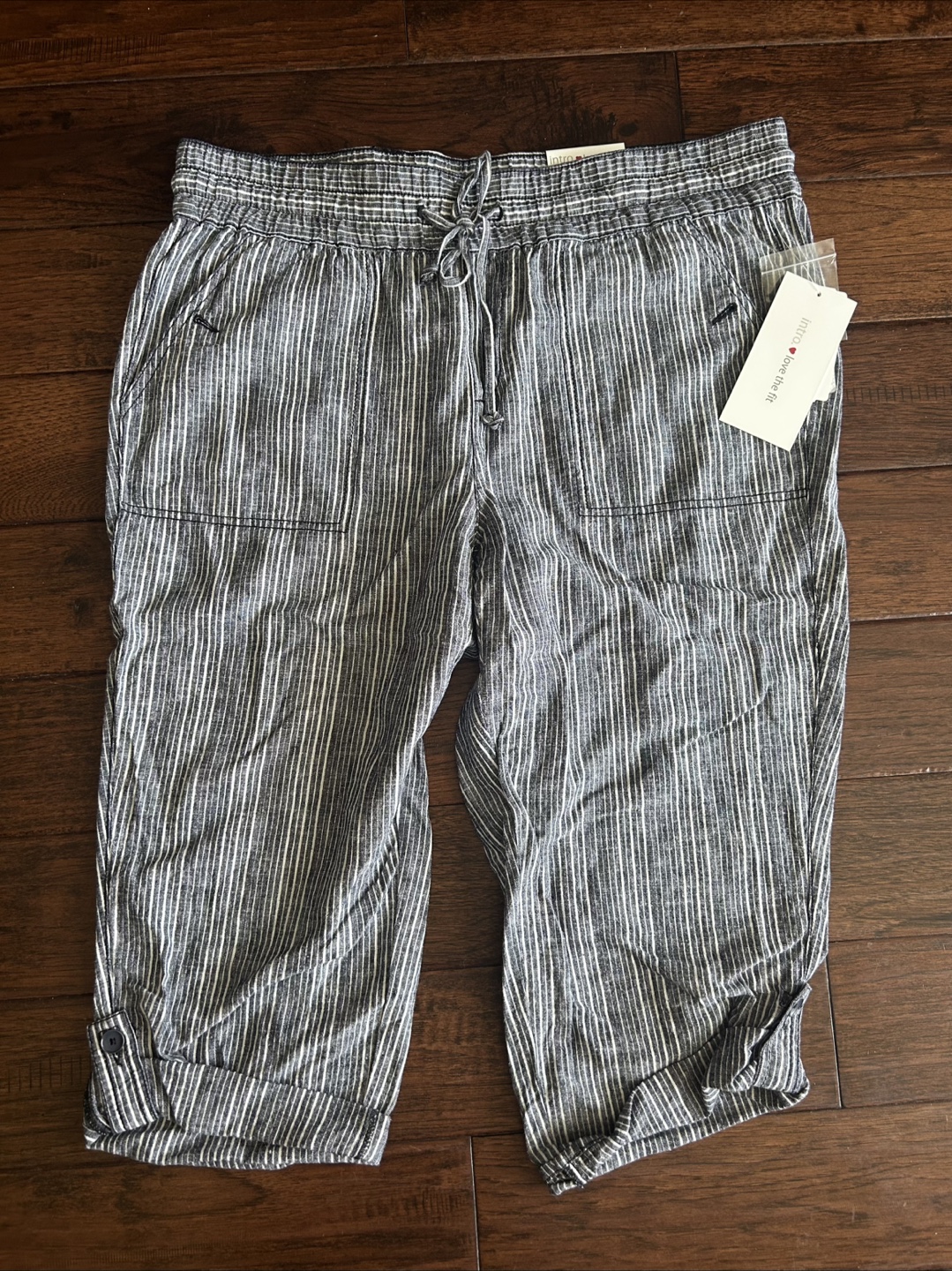 NEW Linen Capri Pants