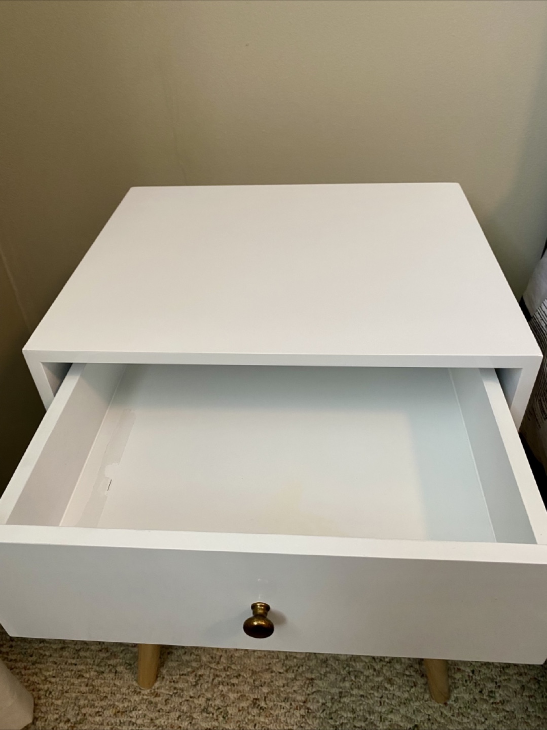 White Nightstand - photo 3