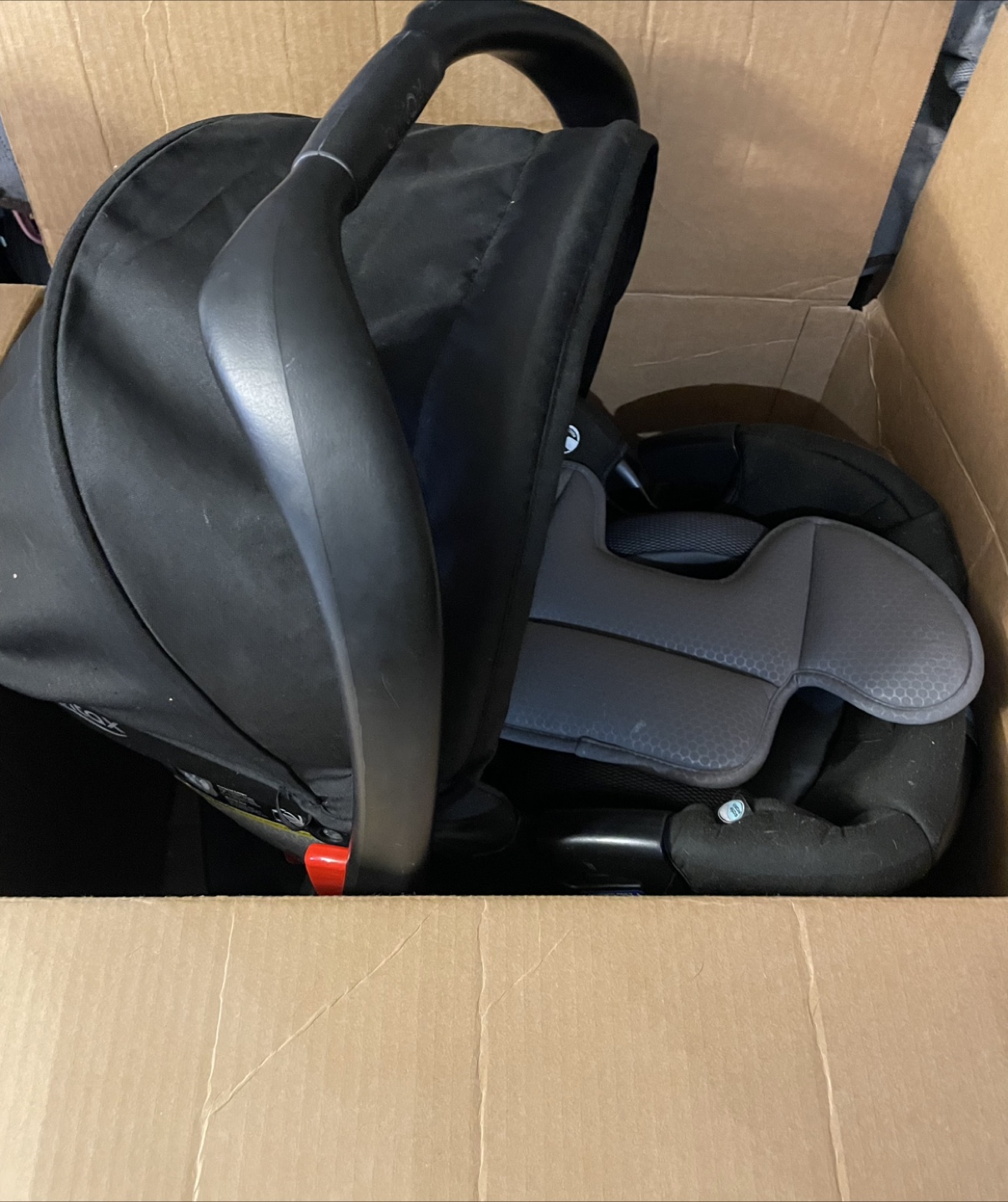 Britax B-Safe Gen2 Infant Car Seat - stroller combo - photo 4
