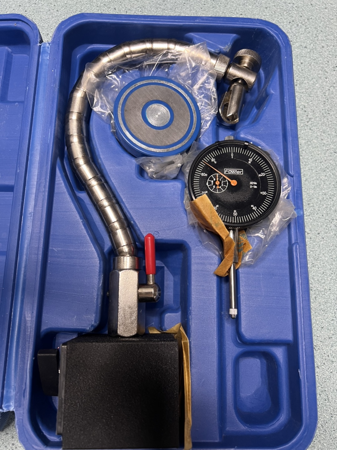 Fowler Dial Indicator with Magnetic Base - photo 2