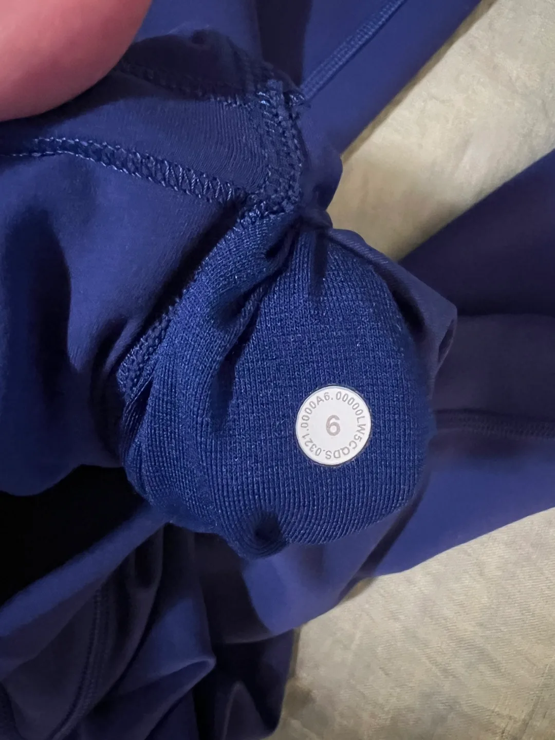 Lululemon Wunder Train High-Rise Tight 25" - size 6 image indicator(8)