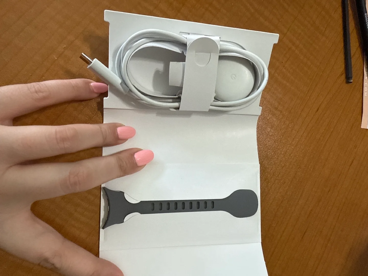 Google Pixel Watch image indicator(3)