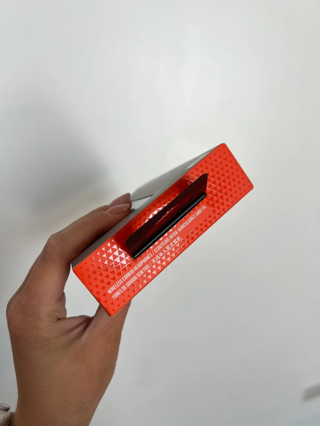 JBL Tune 215BT Bluetooth Wireless Headphones - BRAND NEW - Black image indicator(4)