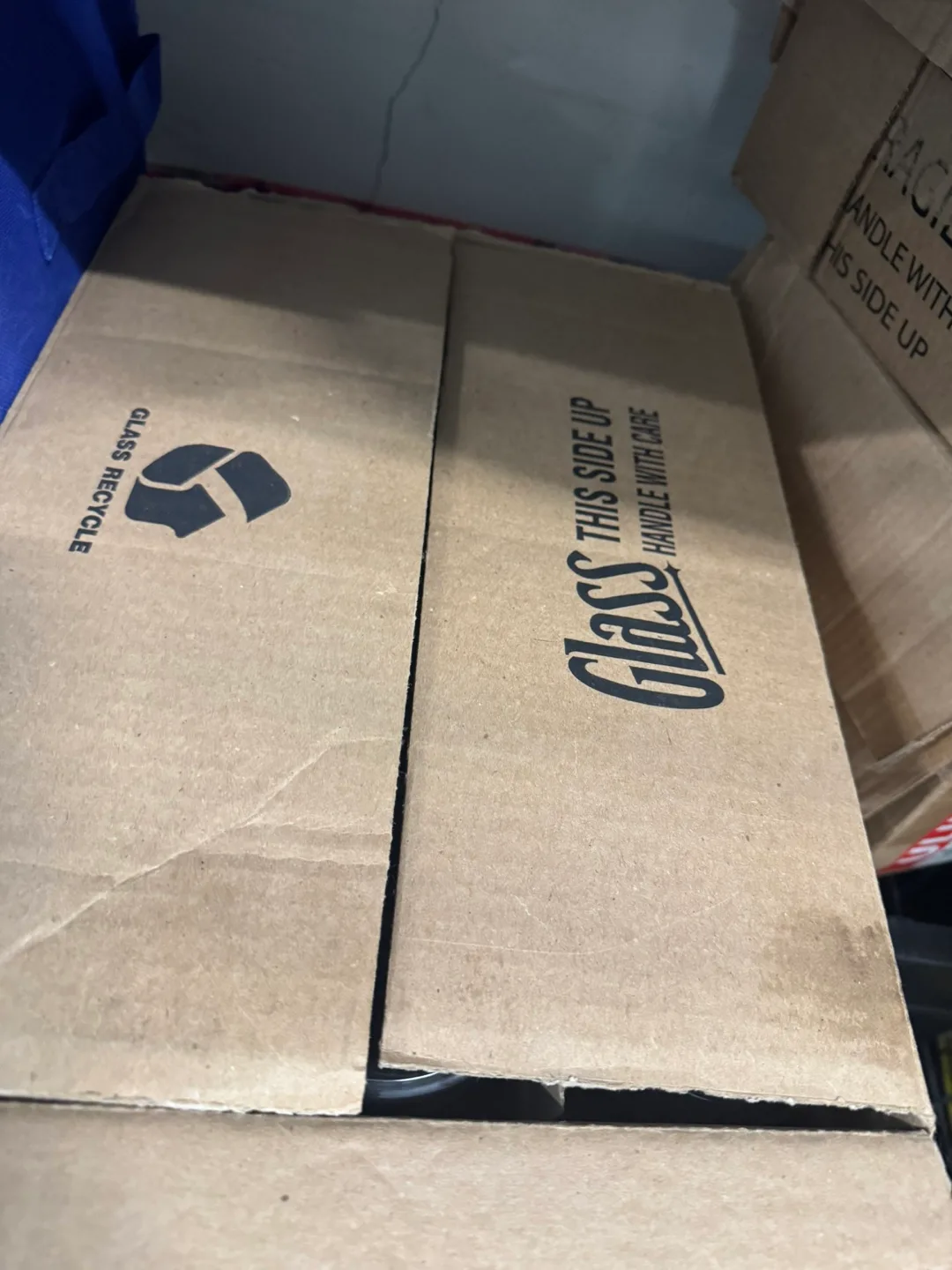 12 x 750ml Glass Jars with Black Lids image indicator(5)