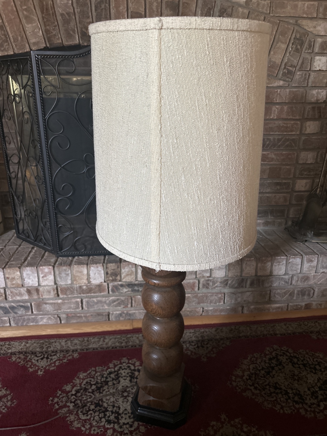 Brown wooden table lamp - photo 2