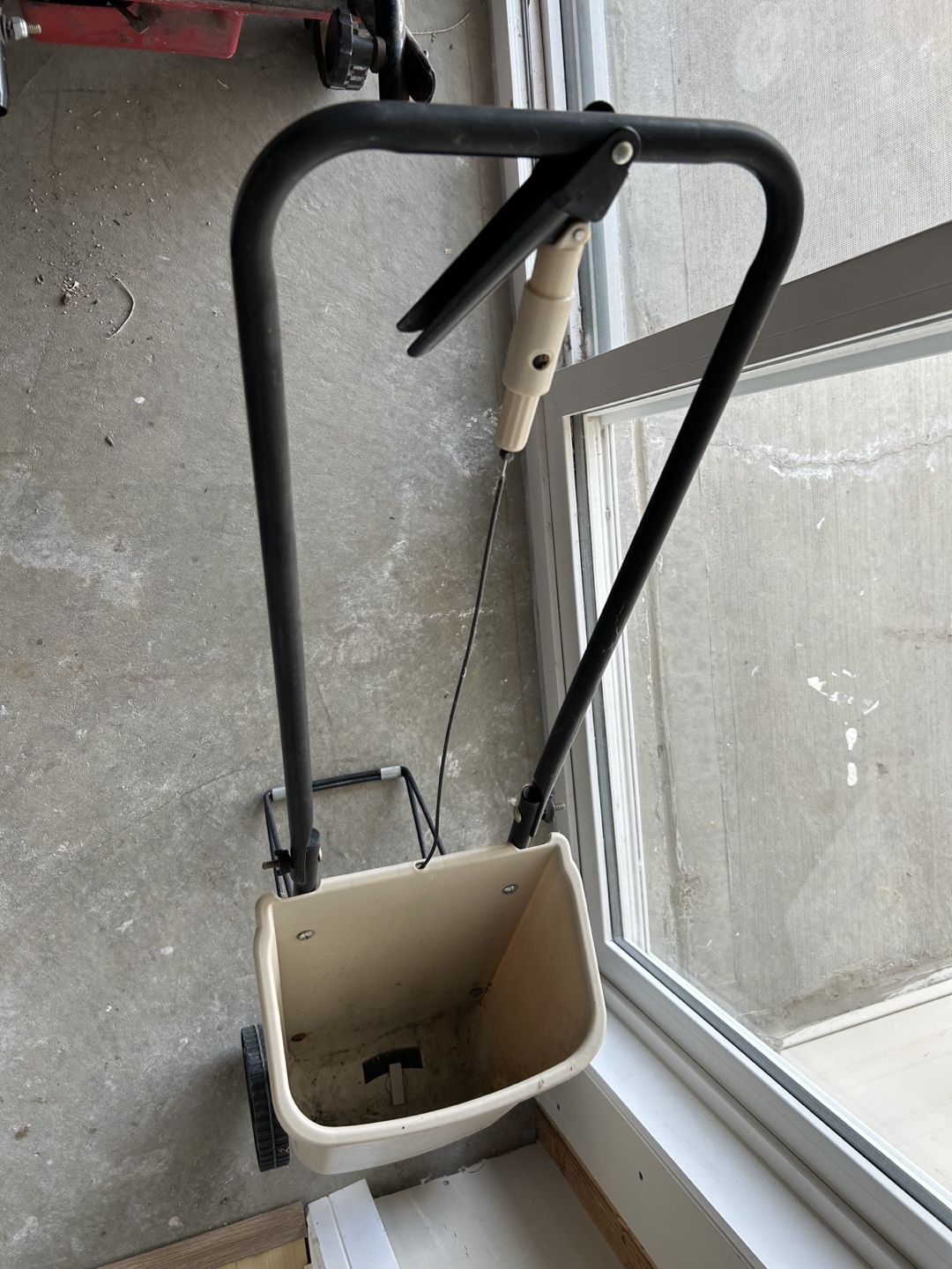 Lawn seed spreader