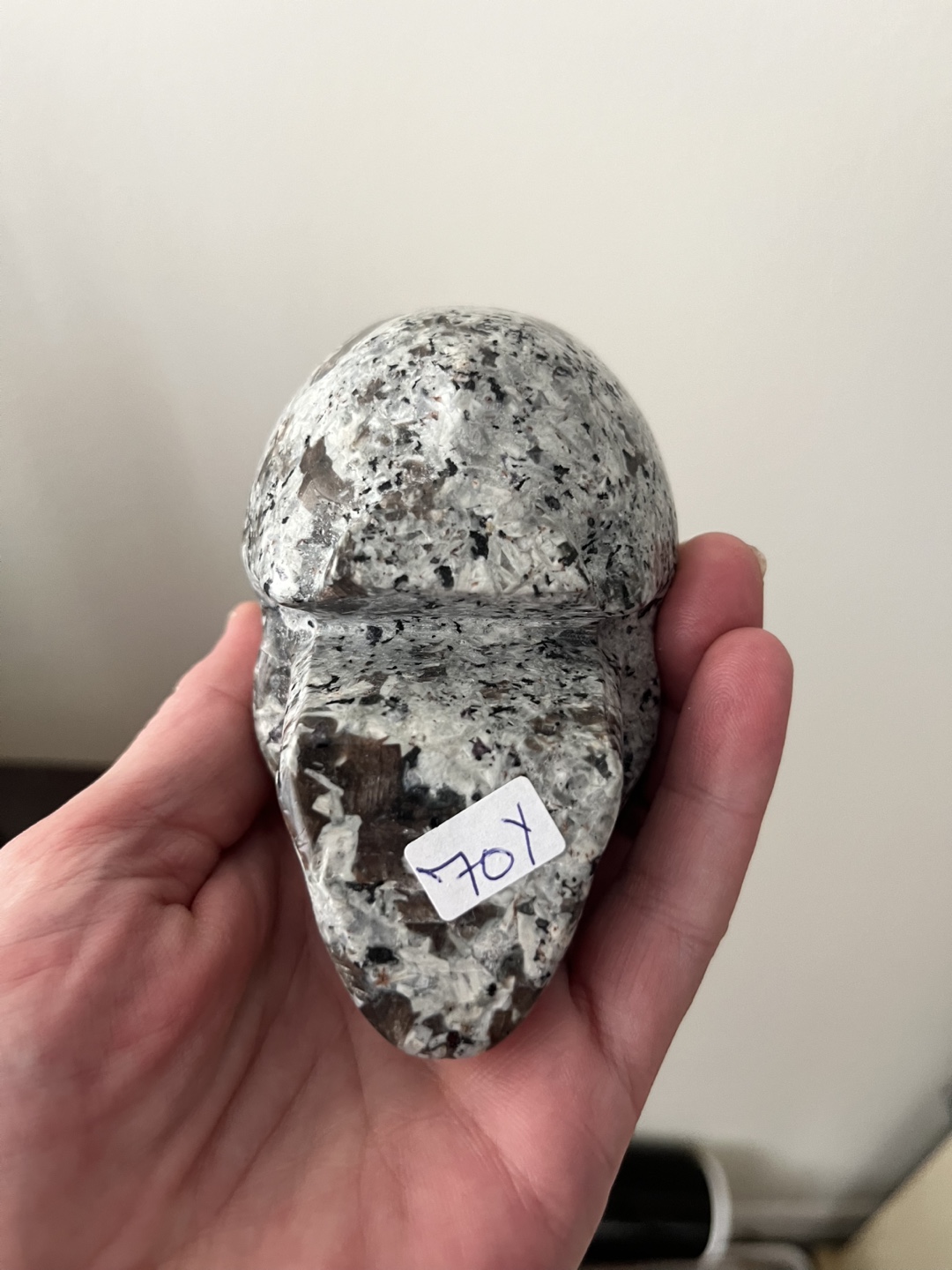 Polished Yooperlite Skull: UV Reactive! - photo 4