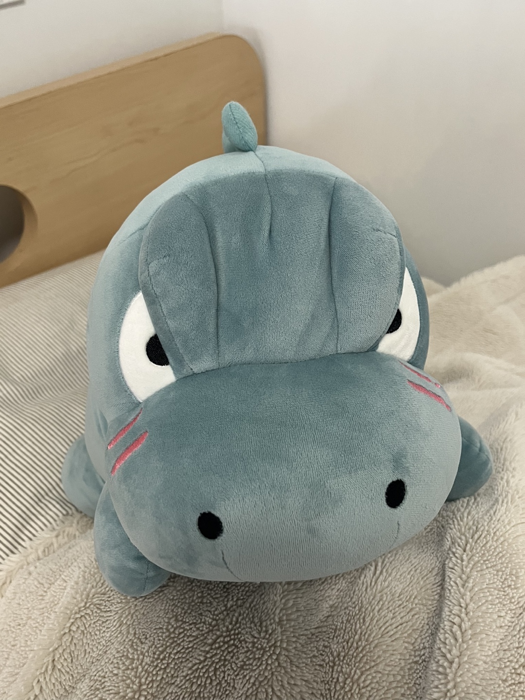 Miniso Dinosaur plushie - photo 2