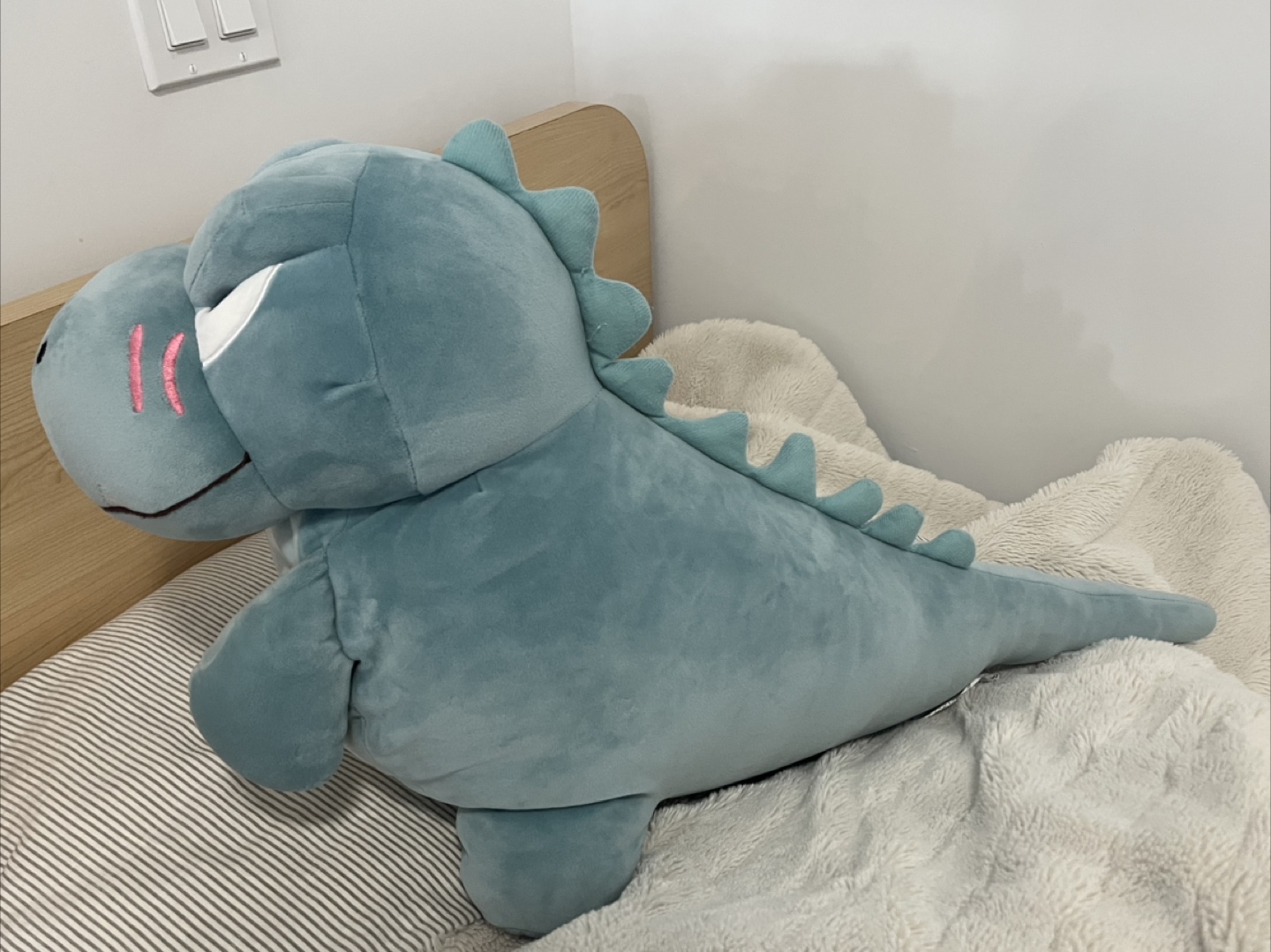 Miniso Dinosaur plushie - photo 3