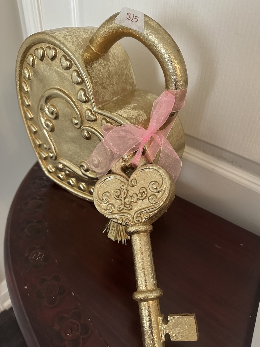 Gold Heart Lock and Key Decor - photo 3
