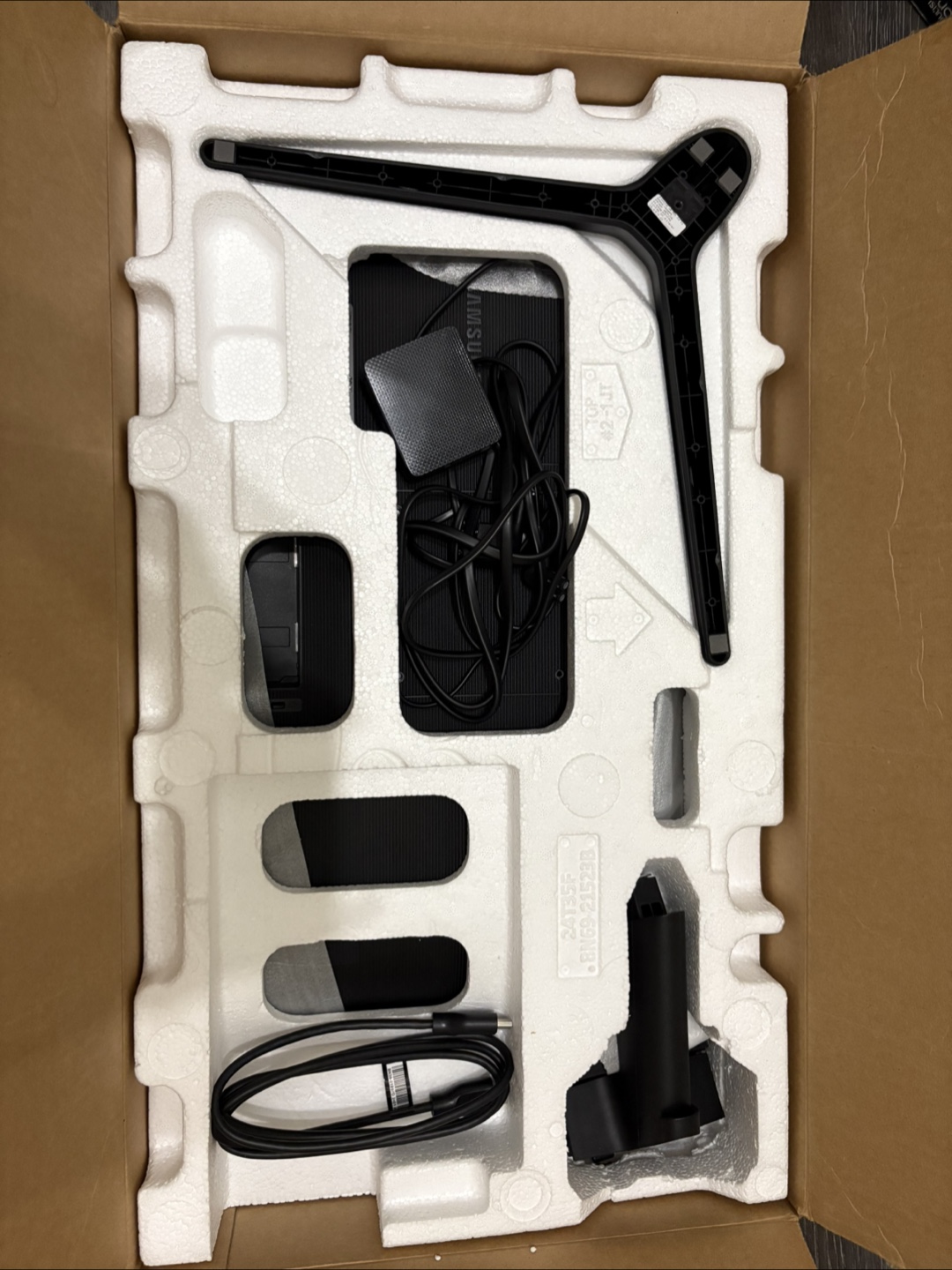 Samsung 24" FHD LED Monitor - photo 5