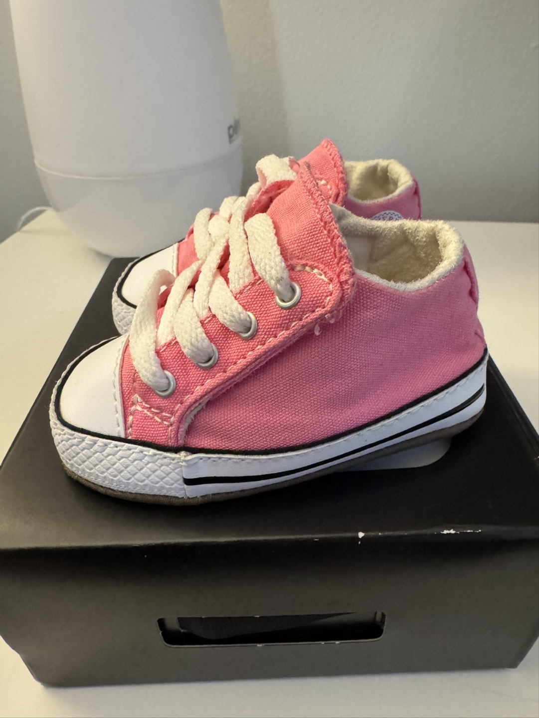 Infant Converse Pink Sneakers Size 2C - photo 2