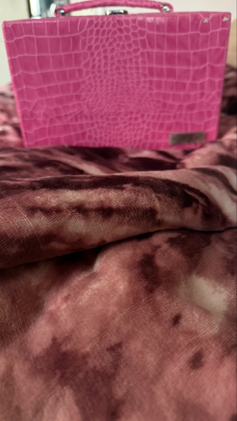 Pink Crocodile-Embossed Cosmetic Case thumbnail