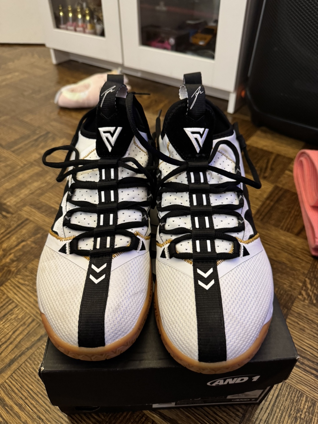 AND1 Steady Freddy Attack Low 2.0 Basketball Shoes - photo 2