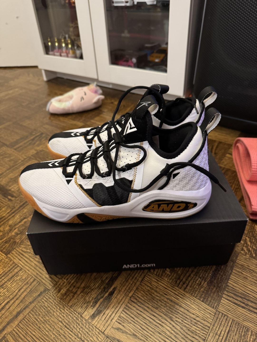 AND1 Steady Freddy Attack Low 2.0 Basketball Shoes - photo 3