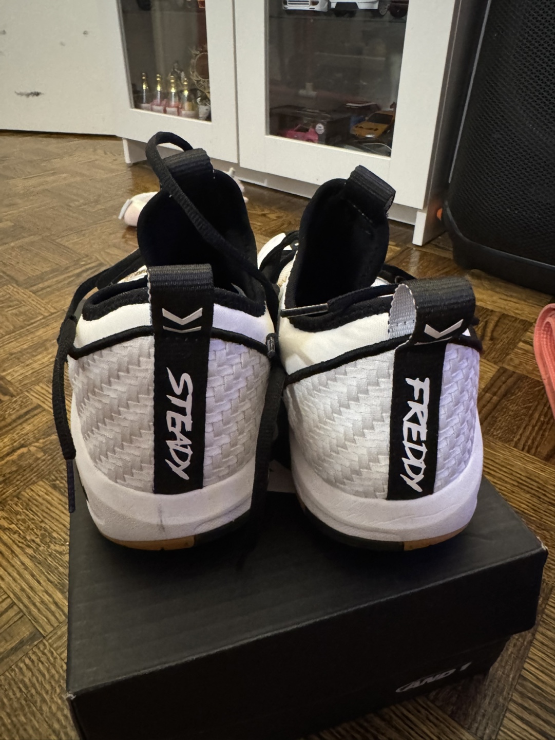AND1 Steady Freddy Attack Low 2.0 Basketball Shoes - photo 4