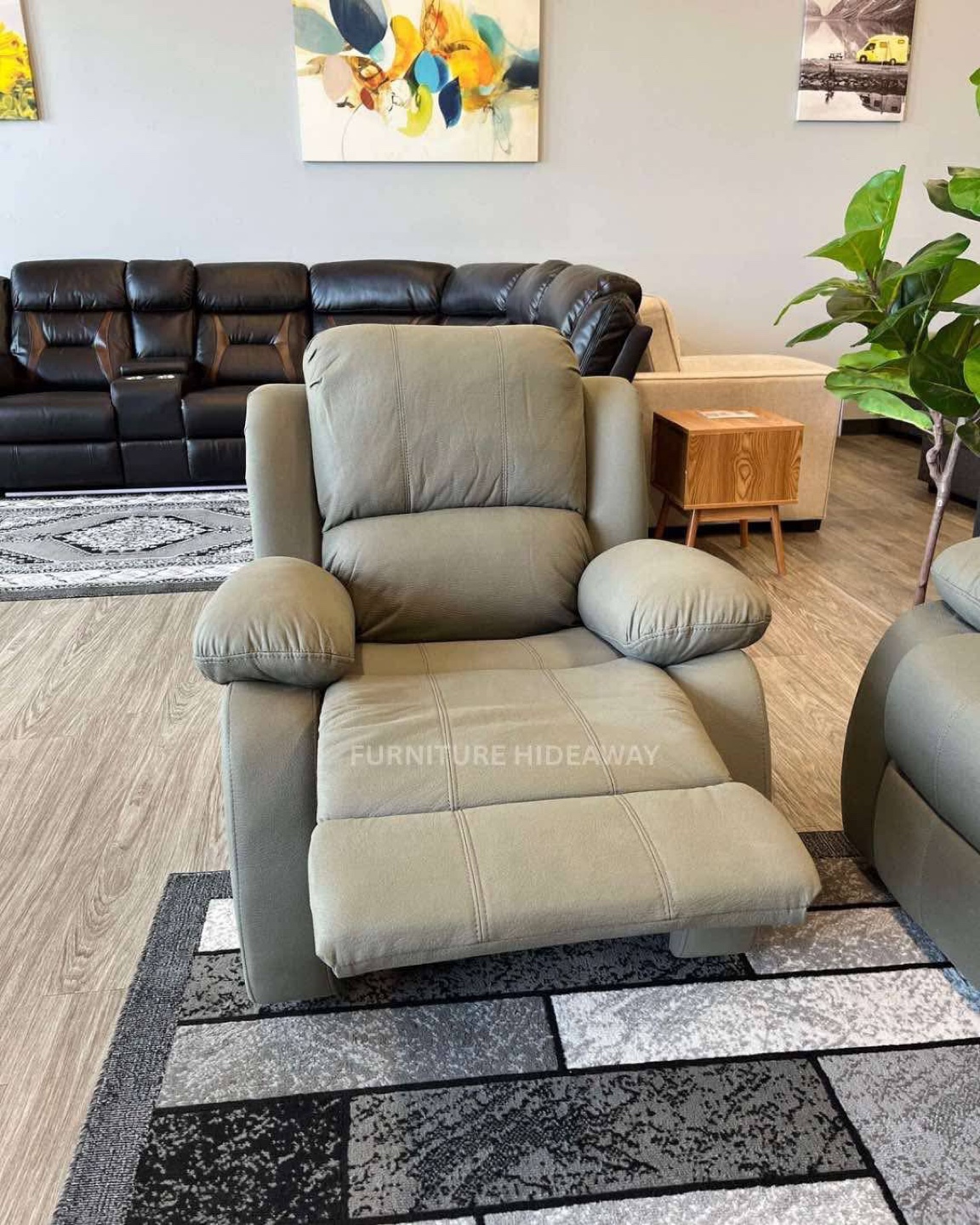 Comfy & Affordable Leatherette Recliners – Come Try Them Out! - photo 5