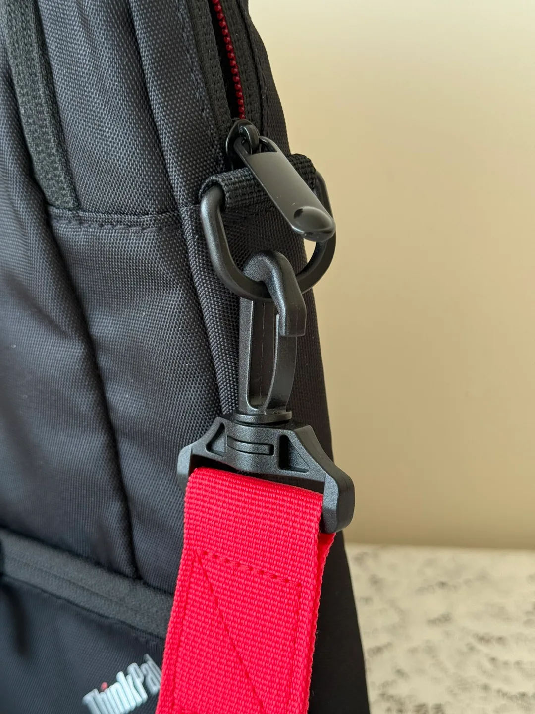 💚Lenovo ThinkPad Laptop Bag - Great for work/travel!! image indicator(8)