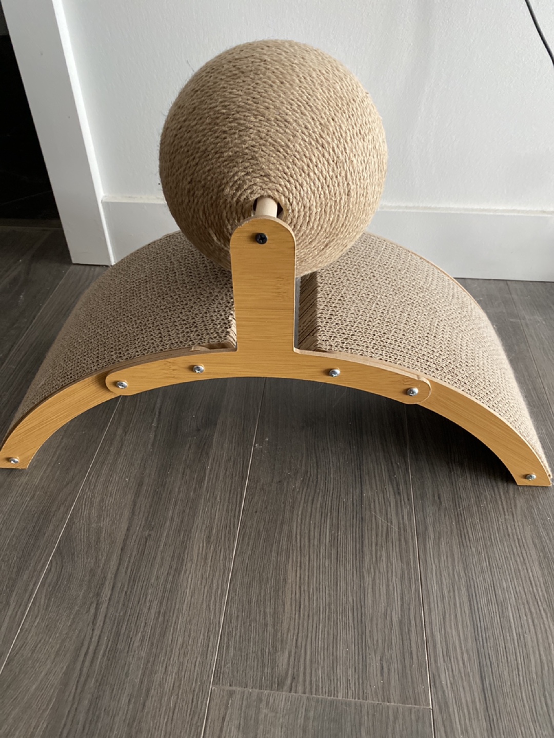 Cat Scratching Post & Lounge