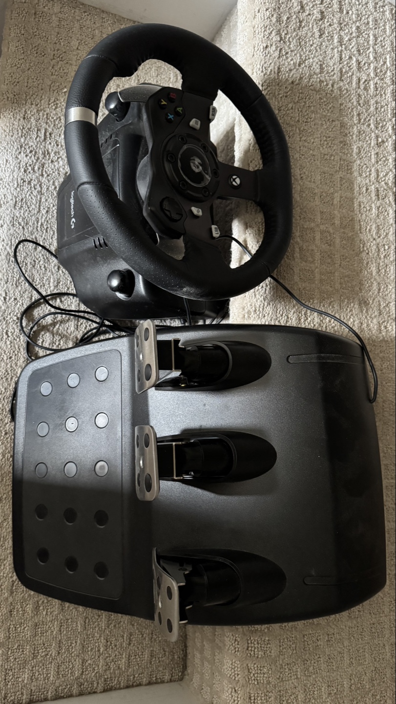 Logitech G920 Driving Force Racing Wheel and Pedals - photo 2