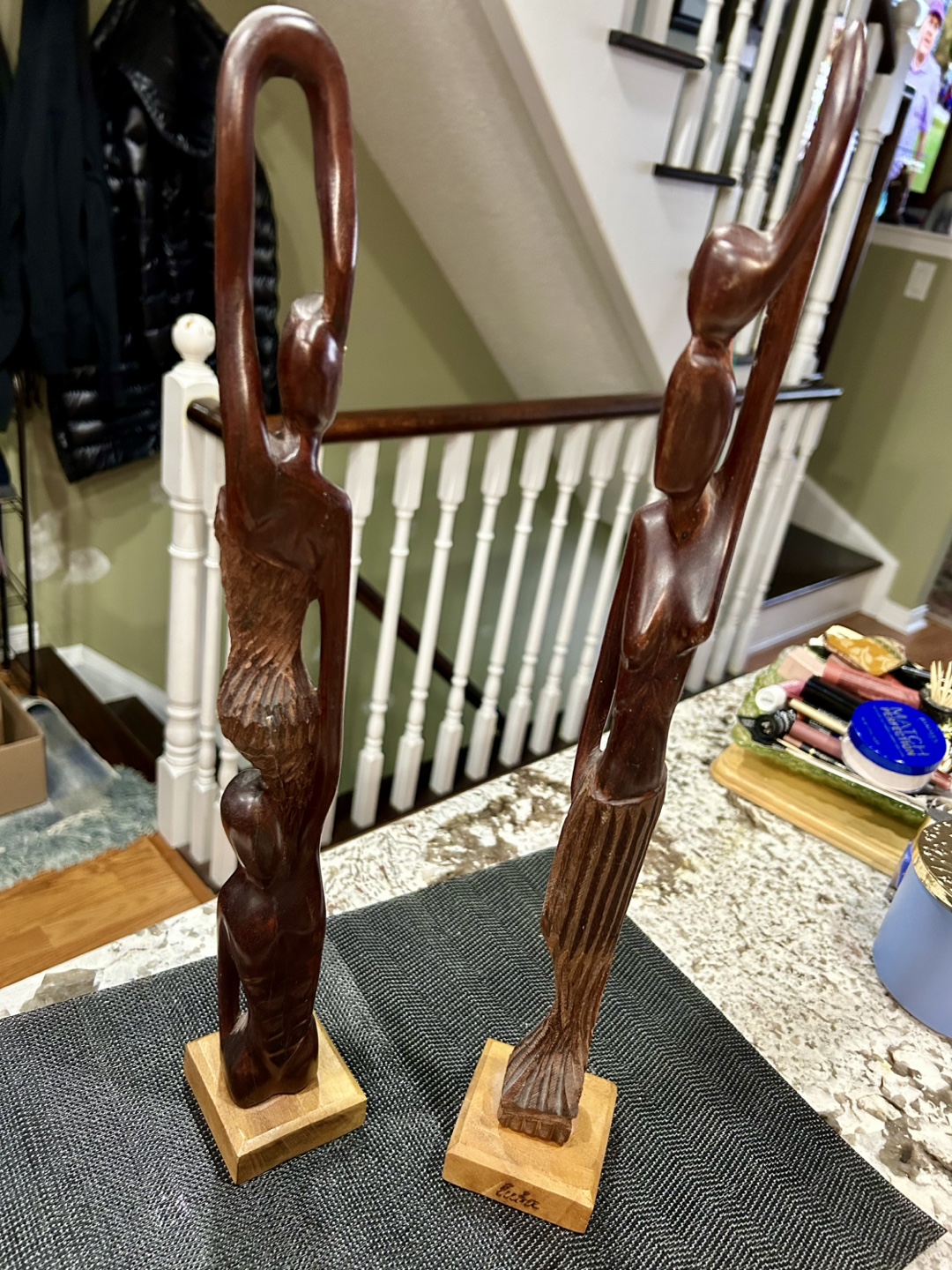 Pair of Intriguing Wooden Carvings - photo 2