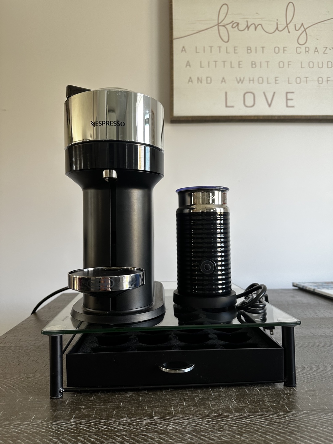 Nespresso VertuoPlus Bundle with Aeroccino 3 & Pod Stand - photo 3