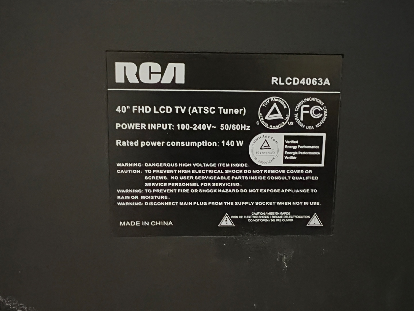 RCA 40" LCD HDTV - RLCD4063A - photo 2