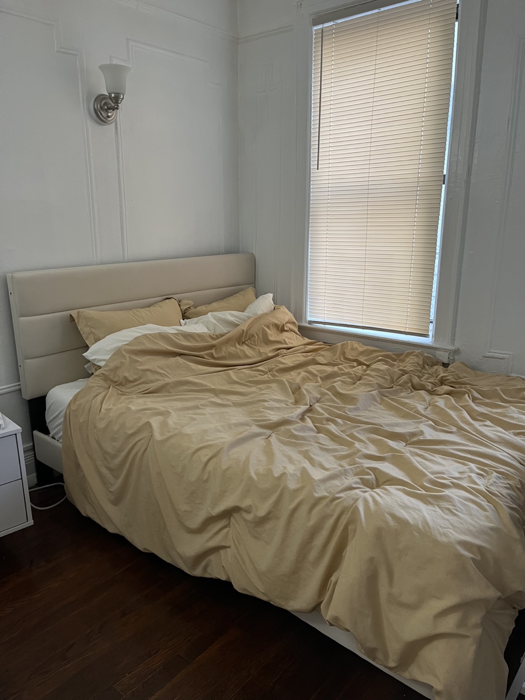 Queen size bed frame and mattress