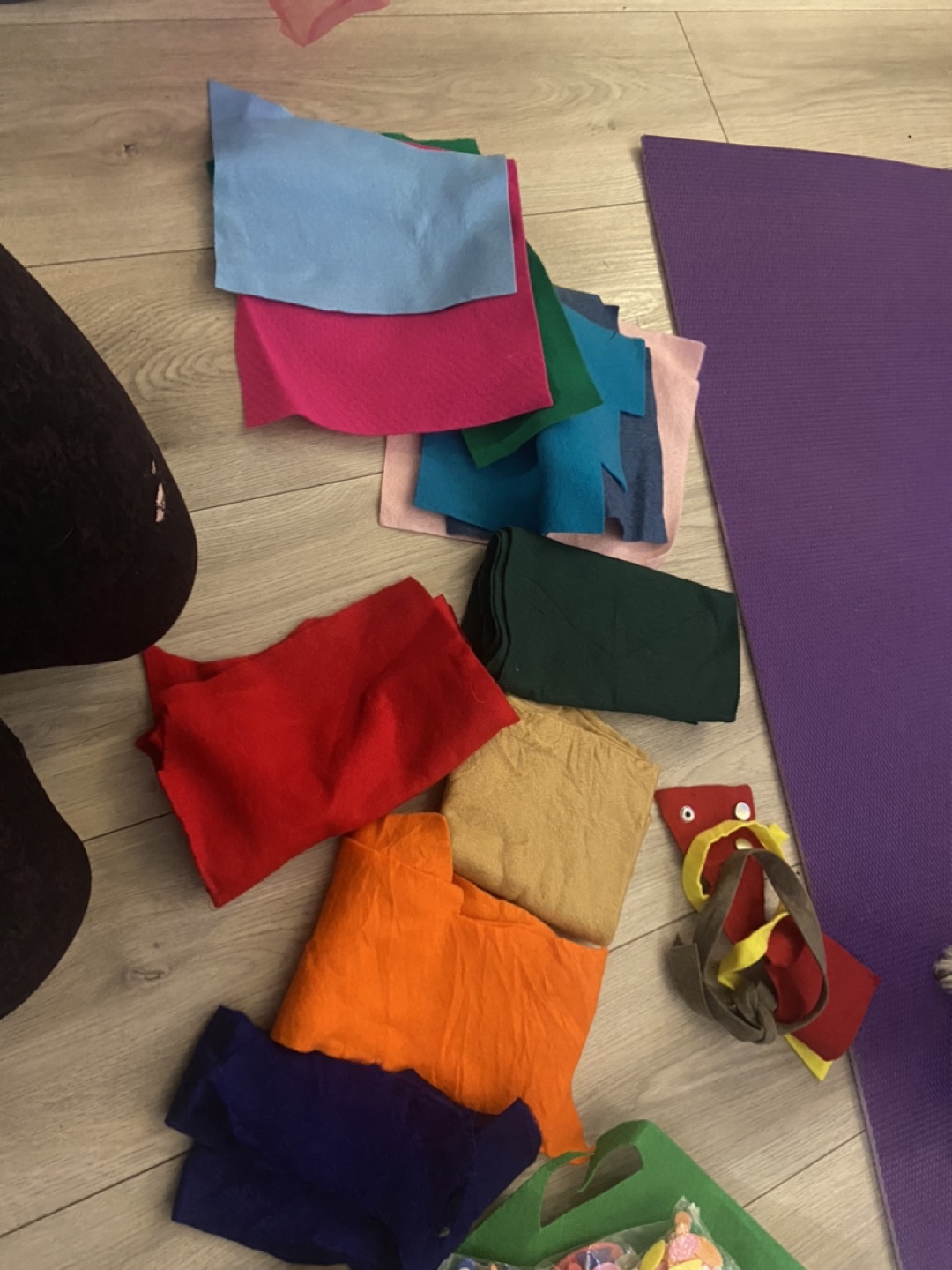 Craft Supplies Bundle: Felt, Foam Shapes & Pipe Cleaners