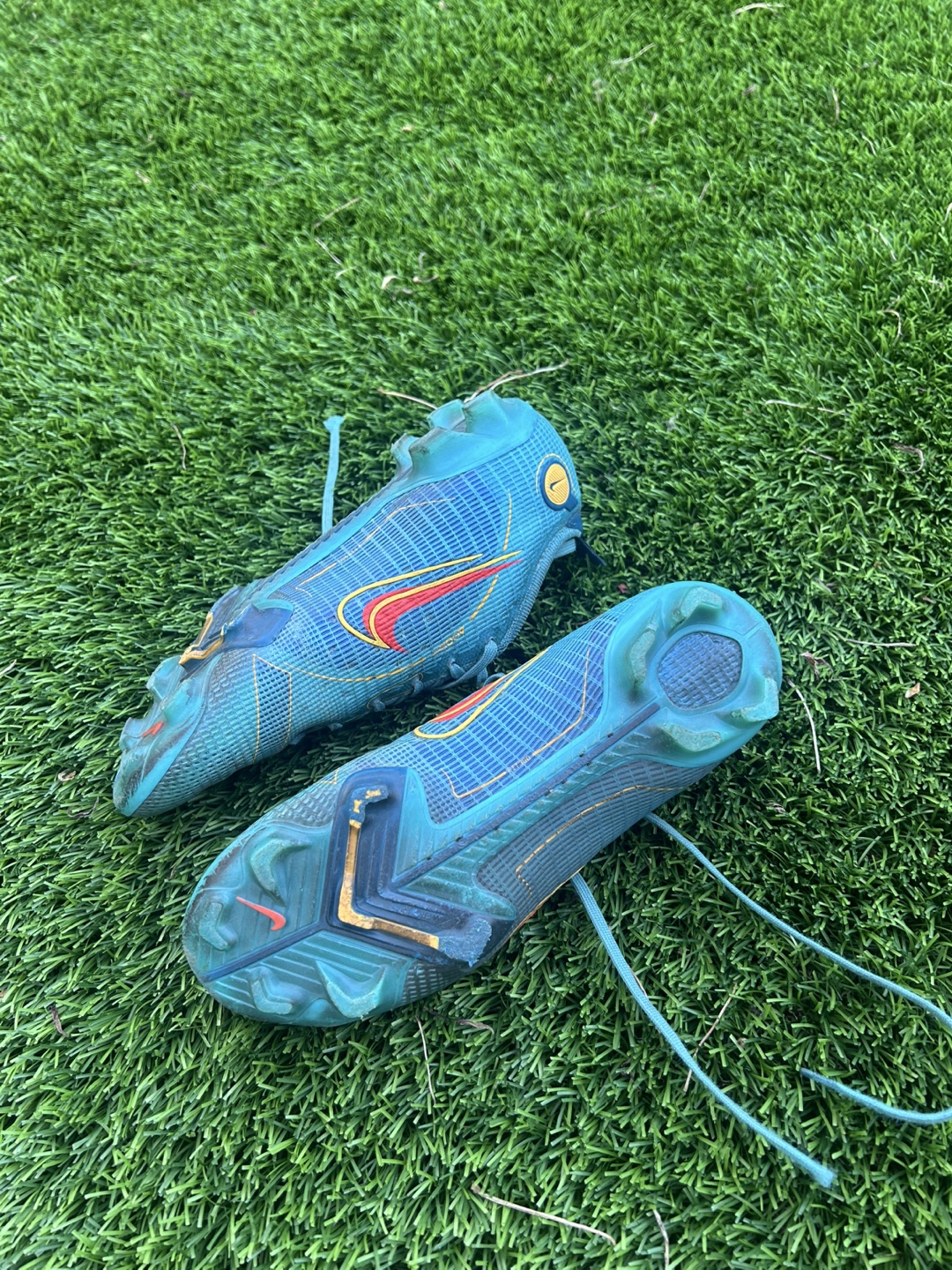 Nike Phantom Vision 2 Elite Dynamic Fit FG Cleats - Size US 5 - photo 2